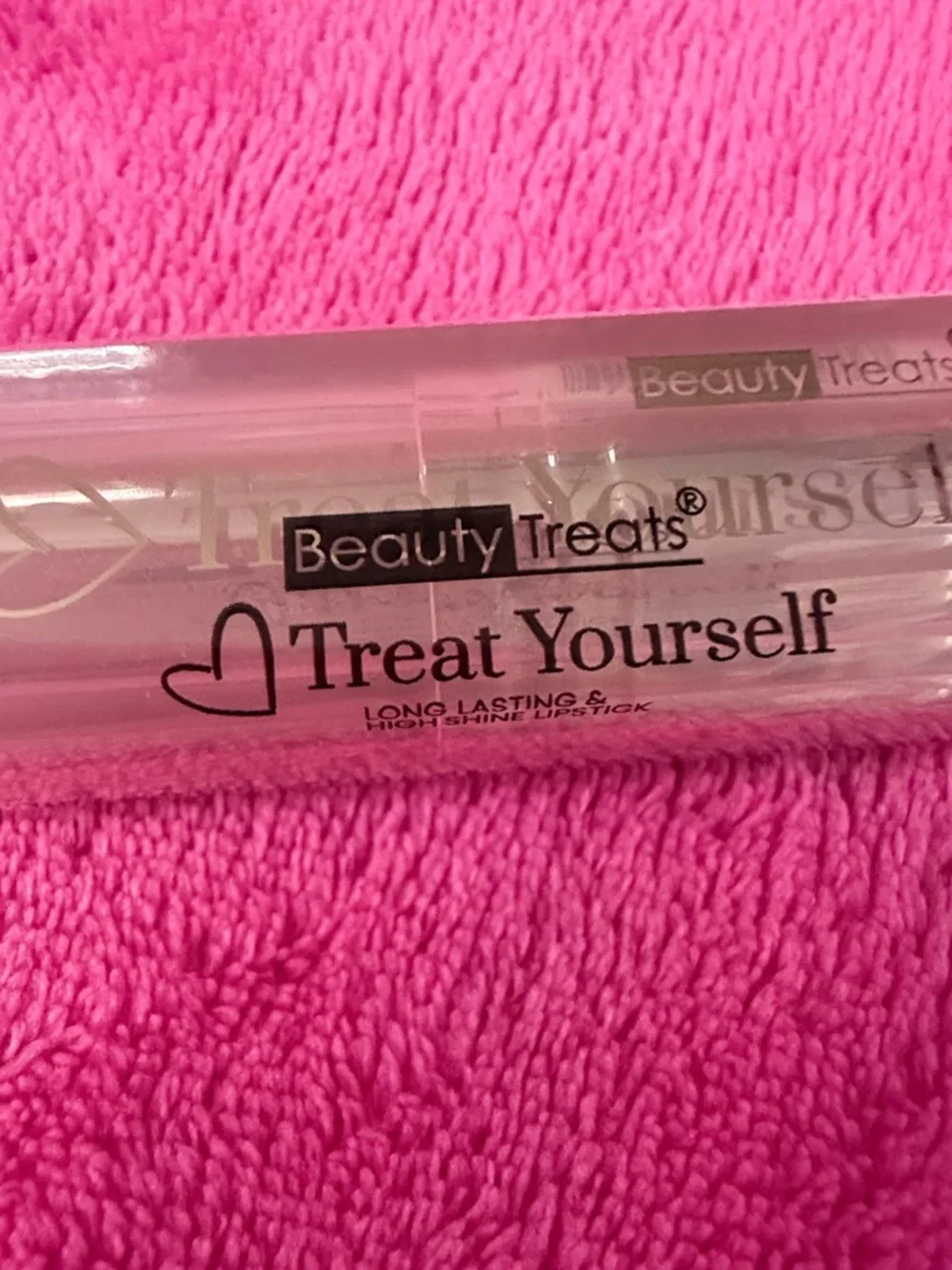 Treat Yourself Long-Lasting High Shine Lipstick - Pink
